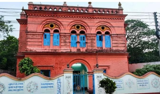 কুষ্টিয়ার টেগর লজ কবিগুরুর স্মৃতিমাখা এক ঐতিহাসিক ঠিকানা
